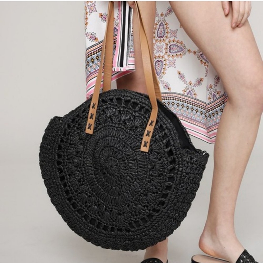 Round woven shoulder bag - Picture 3 of 4